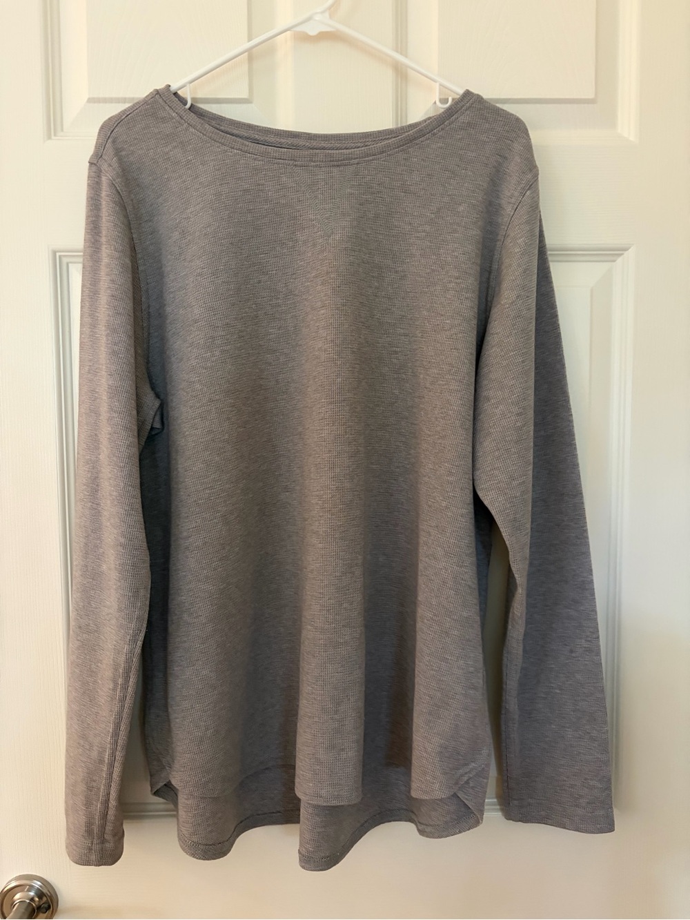 Duluth Trading Co Women's Heather Gray Crewneck Waffle Pullover